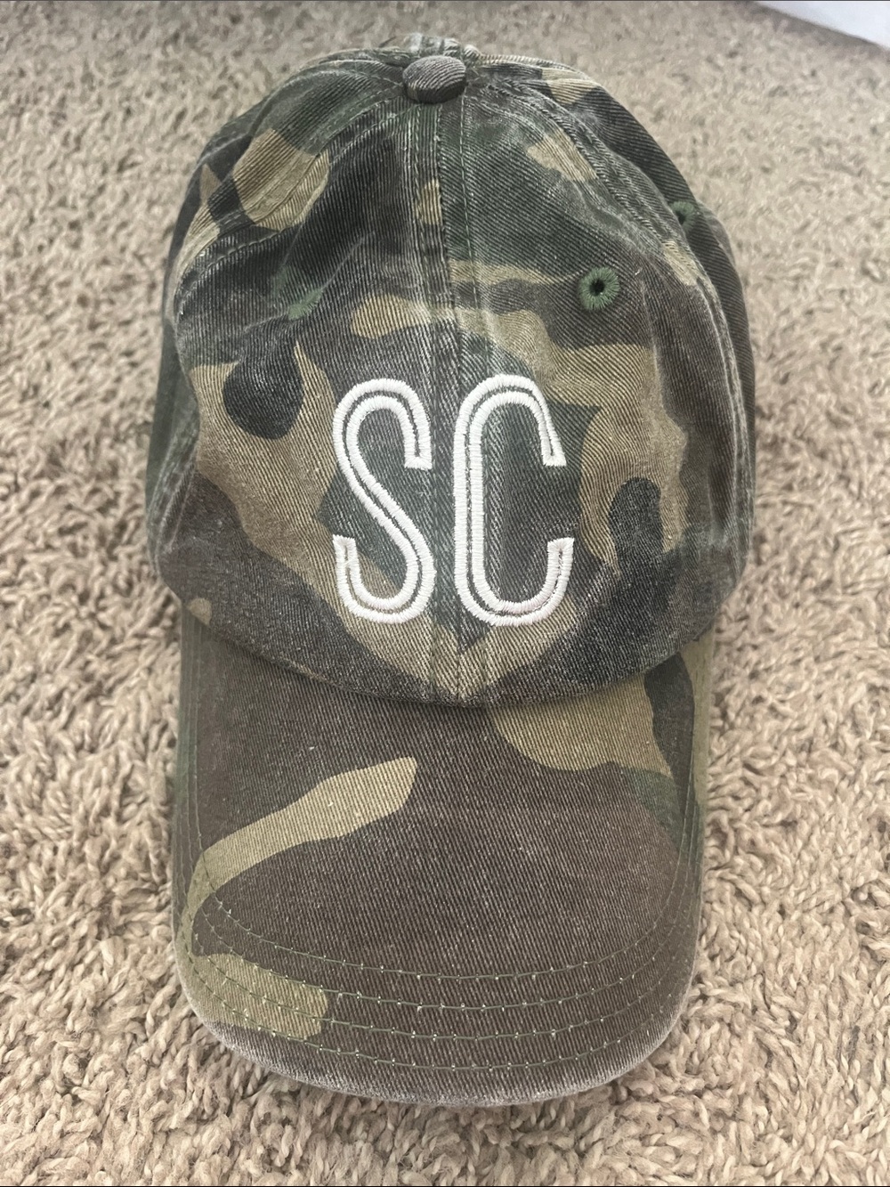 Camo Women’s Baseball Cap with White SC Embroidery